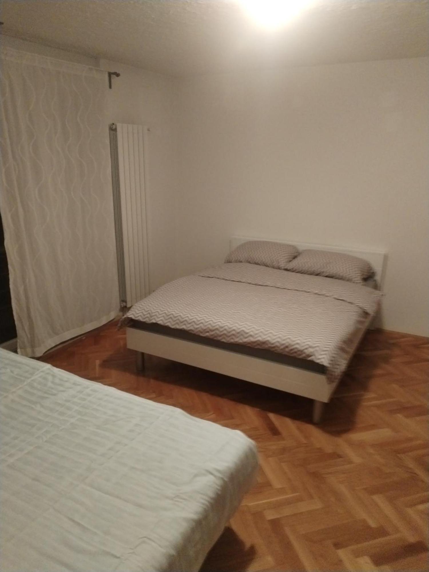 Appartement Luka à Zagreb Extérieur photo